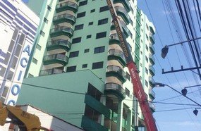 Comerciantes são pegos de surpresa com instalação de antena