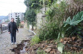 Problema apontado por vereadores ainda não foi resolvido