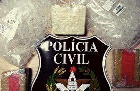 Mulher é presa ao desembarcar na rodoviária com grande quantidade de drogas
