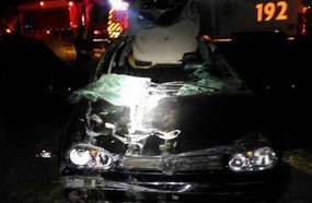Jovem de 18 anos morre após veículo atropelar cavalo na BR-282