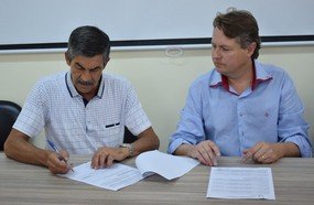 Municípios assinam convênios do transporte escolar 2018