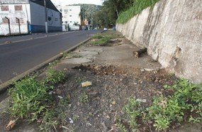 Vereador cobra manutenção das calçadas de Joaçaba