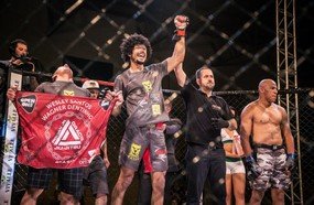Confrontos de MMA reúnem aproximadamente 2 mil pessoas