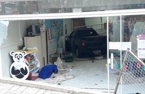 Motorista embriagado que invadiu creche é condenado