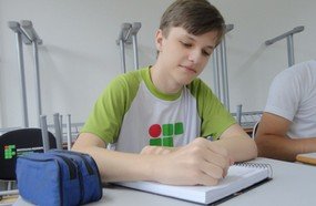 Aluno do IFC conquista prata na Olimpíada Brasileira de Matemática