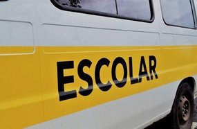 Transporte terá que pagar indenização por deixar criança na escola errada