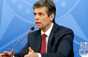 Ministro da saúde Nelson Teich pede demissão do cargo