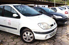 Estado realiza primeiro leilão eletrônico de bens móveis