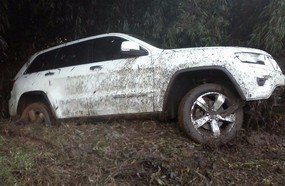 Motorista perde controle e sai da pista na BR-282