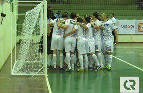 Mesmo desfalcado, Joaçaba arranca empate com Xaxiense