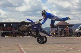 Liga confirma show de Wheeling com Jayson Moreira no CarnaMotos