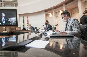 Aprovada  abertura do processo de impeachment de Moisés e Daniela