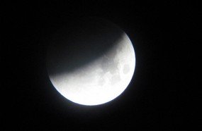 Eclipse lunar: telescópios do Observatório Frei Bruno estarão à disposição