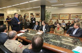 Temporada de verão deve atrair 8 milhões de turistas para SC