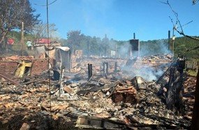 Família perde tudo em incêndio no interior de Tangará