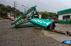 Temporal causa prejuízos consideráveis em Capinzal e Ouro