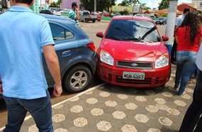Acidente envolve cinco veículos em Campos Novos