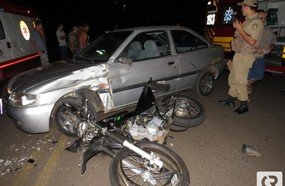 Colisão entre carro e moto deixa dois feridos em Herval