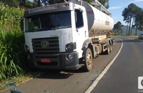 Colisão entre caminhão e van deixa um ferido em Joaçaba
