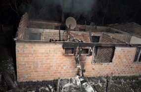 Incêndio atinge quatro casas no interior de Piratuba