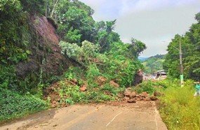 Queda de barreira interdita SC-155, em Xavantina