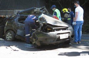 Motorista morre após colidir contra carreta na BR-282, em Joaçaba