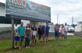 Moradores criam ‘descasômetro’ para cobrar Prefeitura