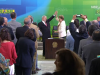 Sob protesto, Lula é empossado Ministro da Casa Civil