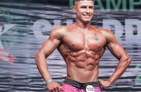 Joaçabense participa de campeonato internacional de fisiculturismo