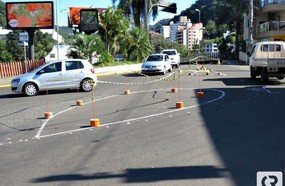 Herval d´Oeste implanta rótula na saída da Ponte Jorge Lacerda