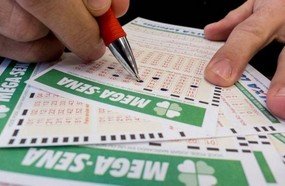 Mega-Sena acumula e pagará R$ 35 milhões na quarta-feira