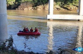 Bombeiros fazem buscas por jovem desaparecido em Capinzal