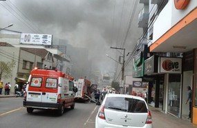 Mais um incêndio em Concórdia: desta vez fogo destruiu loja de móveis
