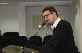 Separação do lixo ainda não é a ideal, diz representante da TOS