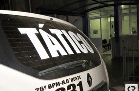 Motociclista é detido após perseguição durante a madrugada