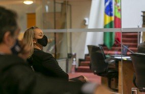 Alesc autoriza abertura de processo contra a vice-governadora