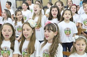 Coral Infantil Senhor Bom Jesus realiza sua primeira apresentação