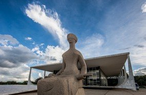 Deputado catarinense propõe concurso para ministros do STF