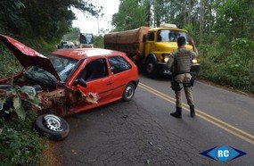 Veículo perde a roda em colisão frontal na SC-150
