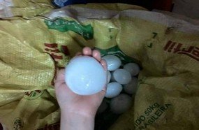 Tempestade com granizo causa estragos em Videira