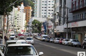 Prefeitura emite nota sobre funcionamento dos taxímetros
