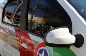 Ladrão é flagrado carregando TV nas costas no centro de Herval