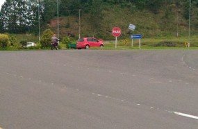 Vereador critica falta de sinalização em via de acesso à BR-282