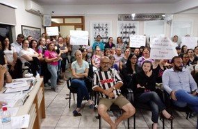 Servidores de Herval protestam contra reforma administrativa