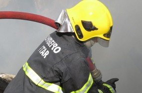 Casa é destruída por incêndio no interior de Herval d´Oeste