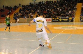 Com o apoio da torcida Joaçaba Futsal vence Chapecoense