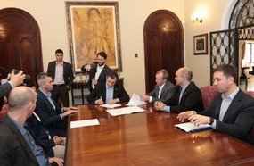 Prefeito de Luzerna assina primeiro convênio do Projeto Recuperar
