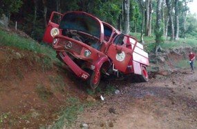 Bombeiros de Irani sofrem acidente no interior do município