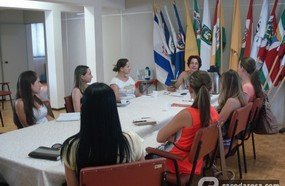 Colegiado de Nutricionistas da Ammoc discute plano de trabalho para 2013
