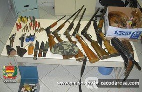 Arsenal de caça é apreendido em Caçador